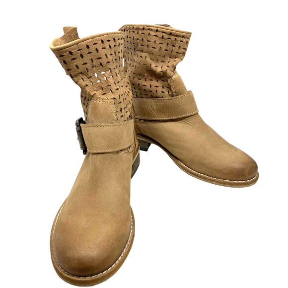 Piranha Beige Nubuck Perforated Moto Handmade in Italy Boots - Picture 10 of 12